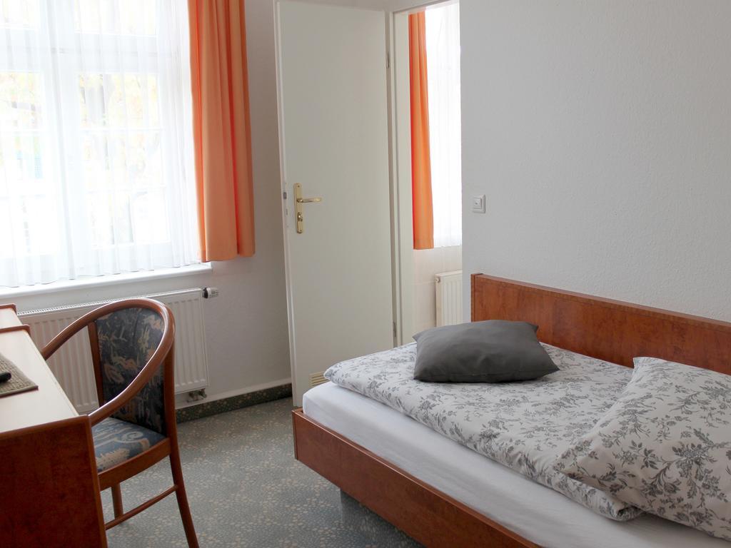 Parkhotel & Kurcafe Bad Sassendorf Rom bilde