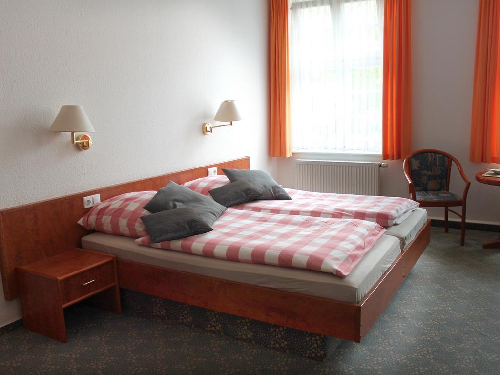 Parkhotel & Kurcafe Bad Sassendorf Rom bilde
