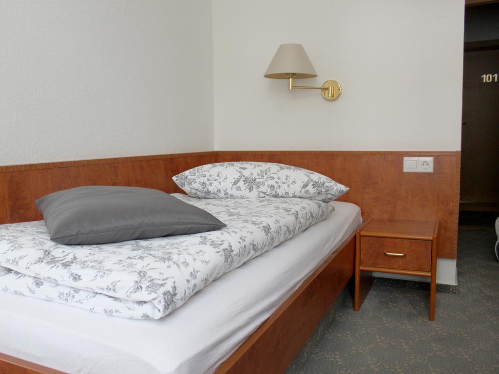 Parkhotel & Kurcafe Bad Sassendorf Rom bilde